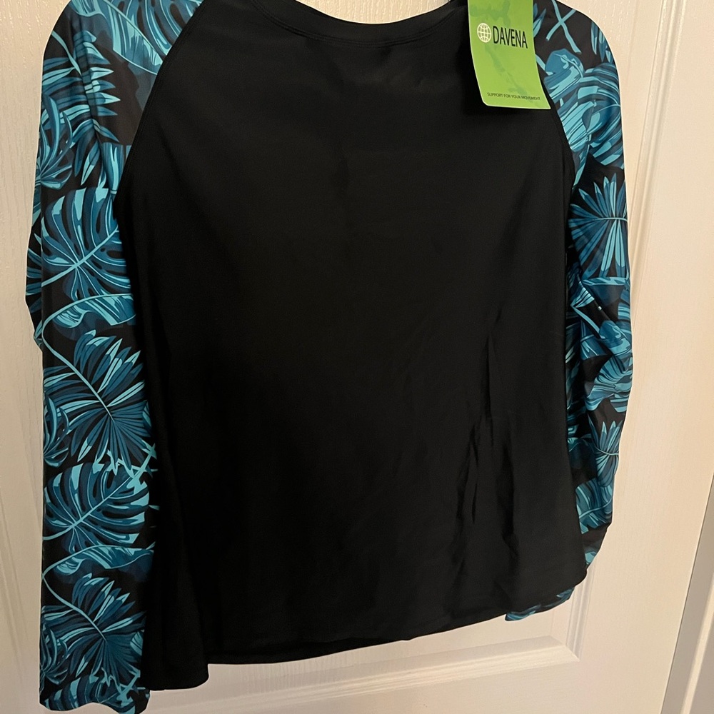 Davena Black and Blue Women's Long Sleeve Swim Tee and short set